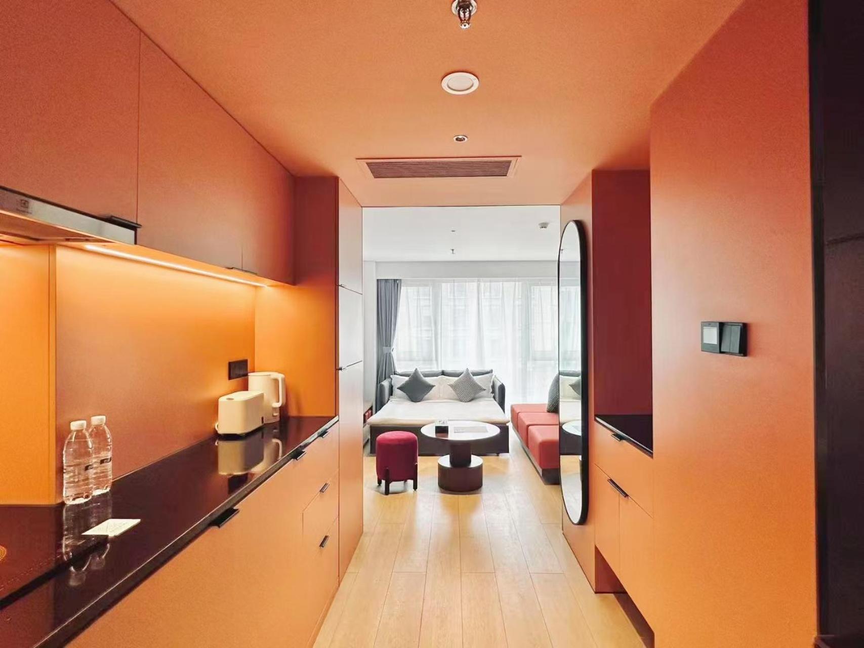 Base-Beijing Wangfujing Serviced Apartment- In Hutong &Bike Rental &Close To Forbidden City, Tian'Anmen Square &Subway Nearby &Free Coffee &Washing Machine,Kitchen &Restaurant Discount &English Speaking &High Speed Free Wifi Exterior foto